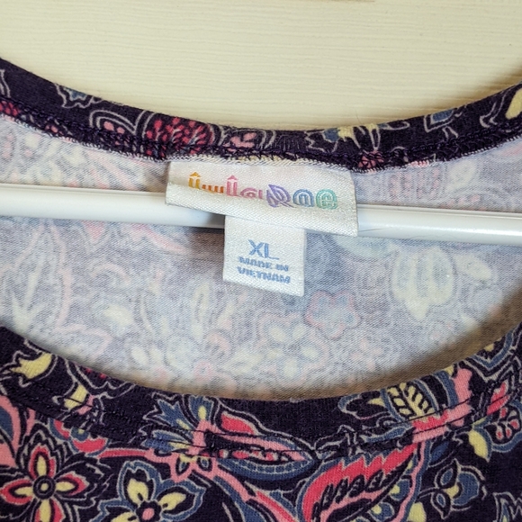 Multi color lularoe dress size xl - Picture 2 of 2